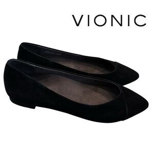 Vionic Black Flats